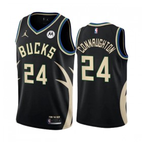 Muške NBA Dres Milwaukee Bucks Pat Connaughton 24 Jordan 2022-23 Statement Edition Crno Swingman
